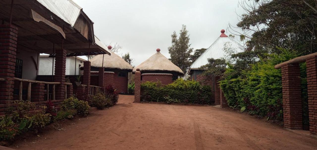 Karatu Safari Camp Lodge Exterior photo